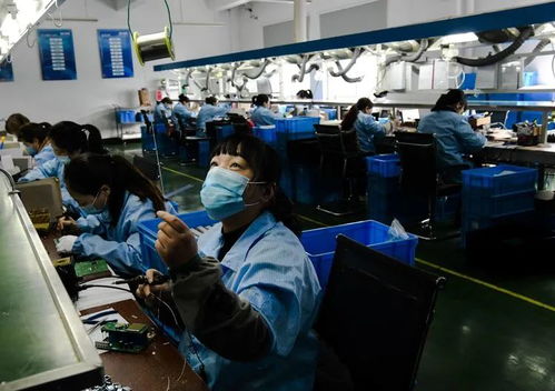 镜头下的逆行 一位女摄影家镜头中的天台防疫记录